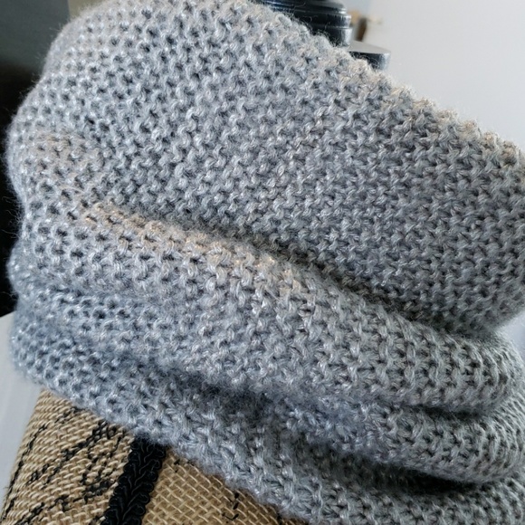 H&M scarf gray infinity tube style knit One size - Picture 2 of 4